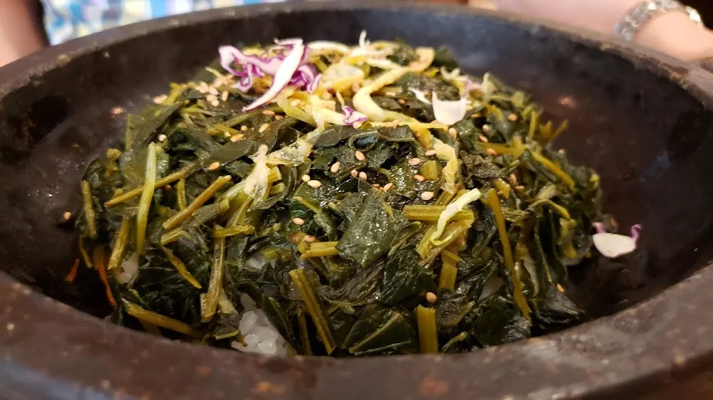 취나믈 돌솥 Aster Stone Pot Bibimbop